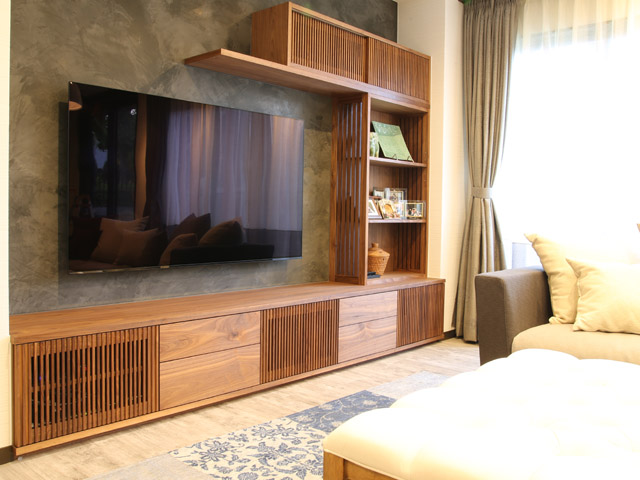 堺市T様邸after写真 テレビとソファでくつろぎの空間に