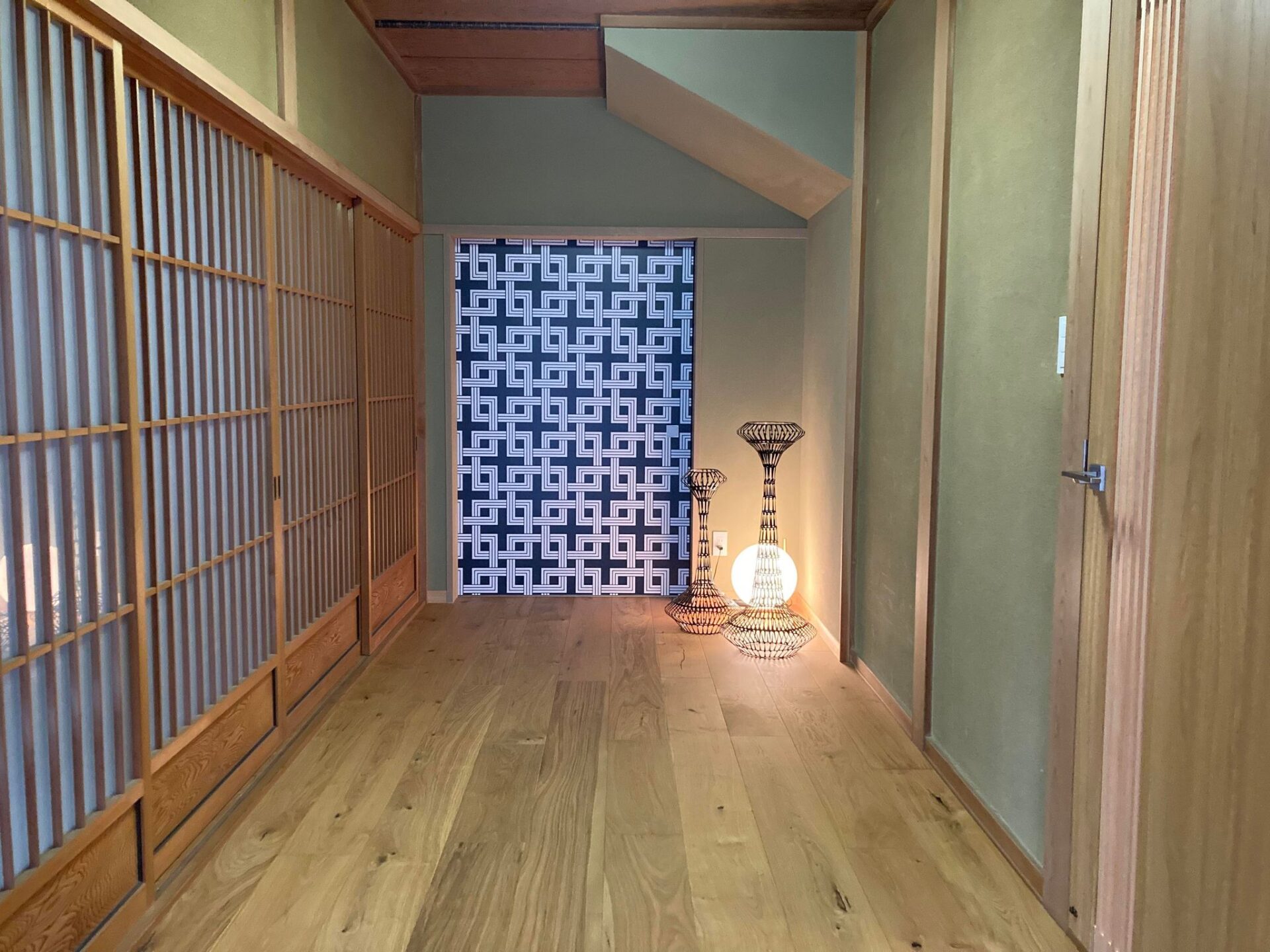 篠山ショールーム廊下1-1