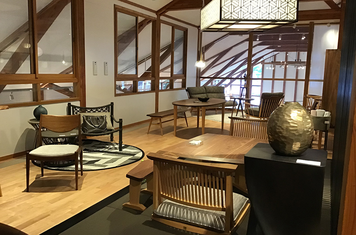 大阪マルキン家具 沿革 2020-11