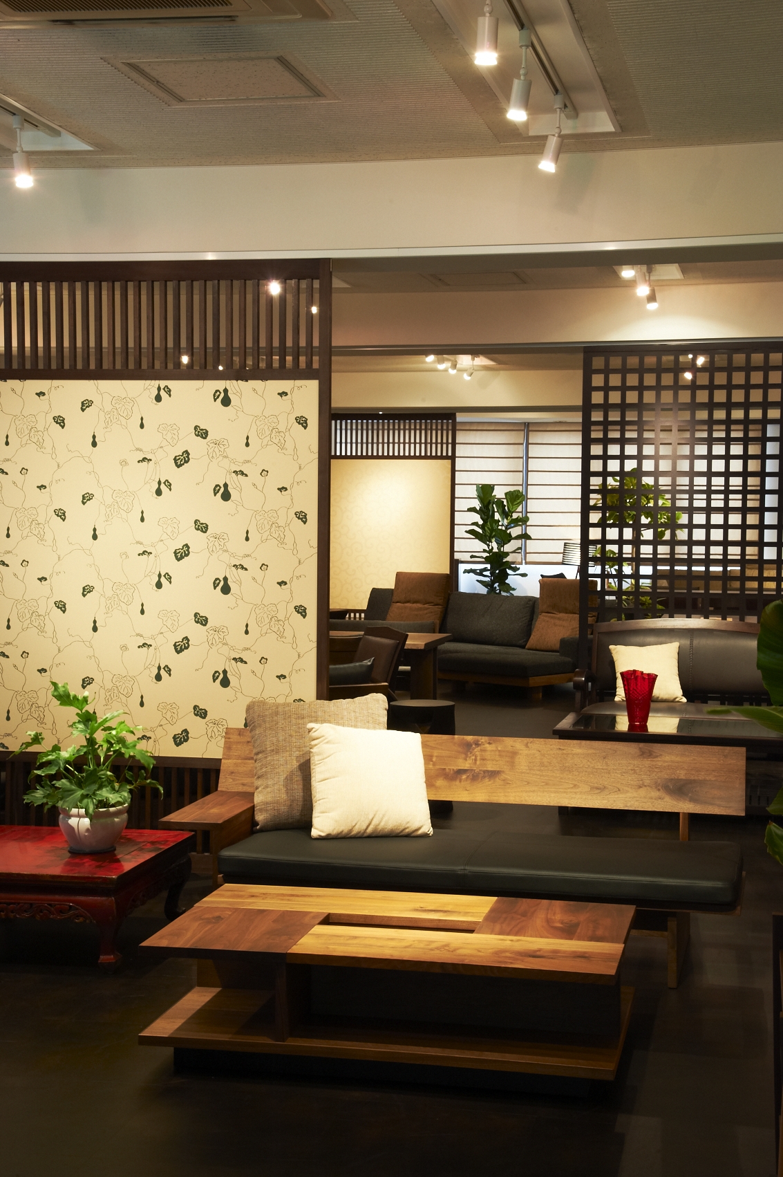 沿革 2011-2