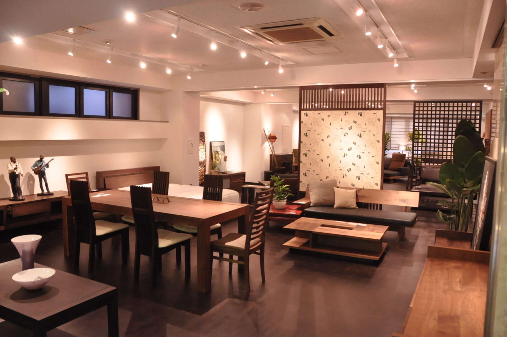 沿革 2011 after2