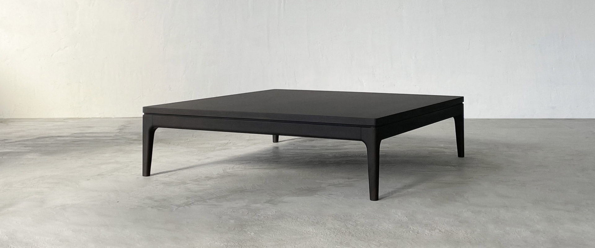 WOODFRAME LOW TABLE(ウッドフレーム ローテーブル)斜め